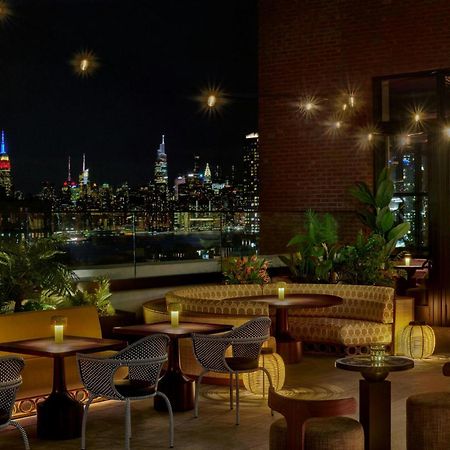Hotel Moxy Brooklyn Williamsburg à New York Extérieur photo