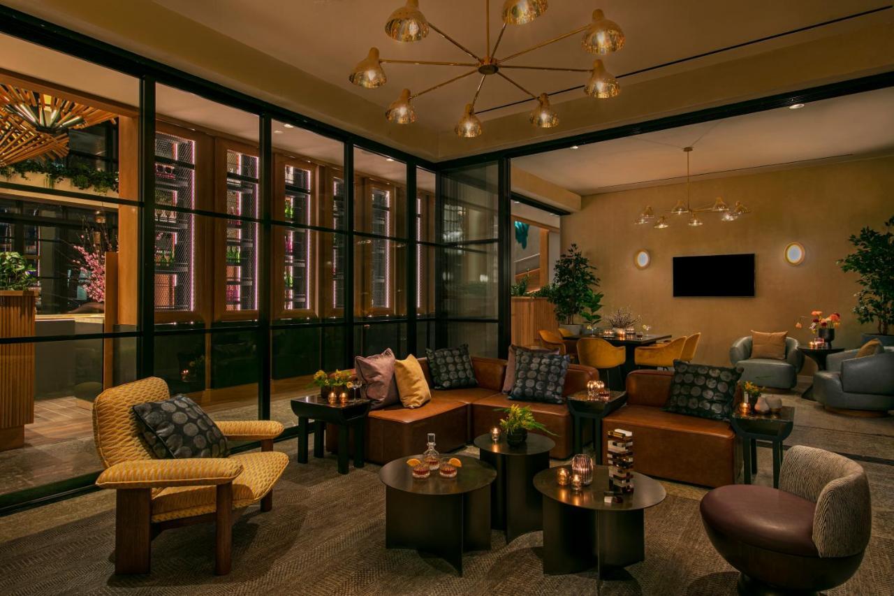 Hotel Moxy Brooklyn Williamsburg à New York Extérieur photo