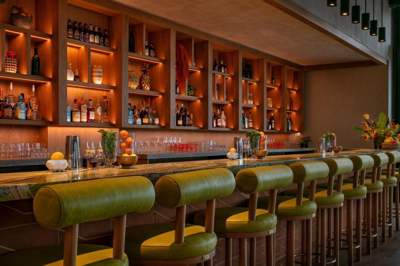 Hotel Moxy Brooklyn Williamsburg à New York Extérieur photo