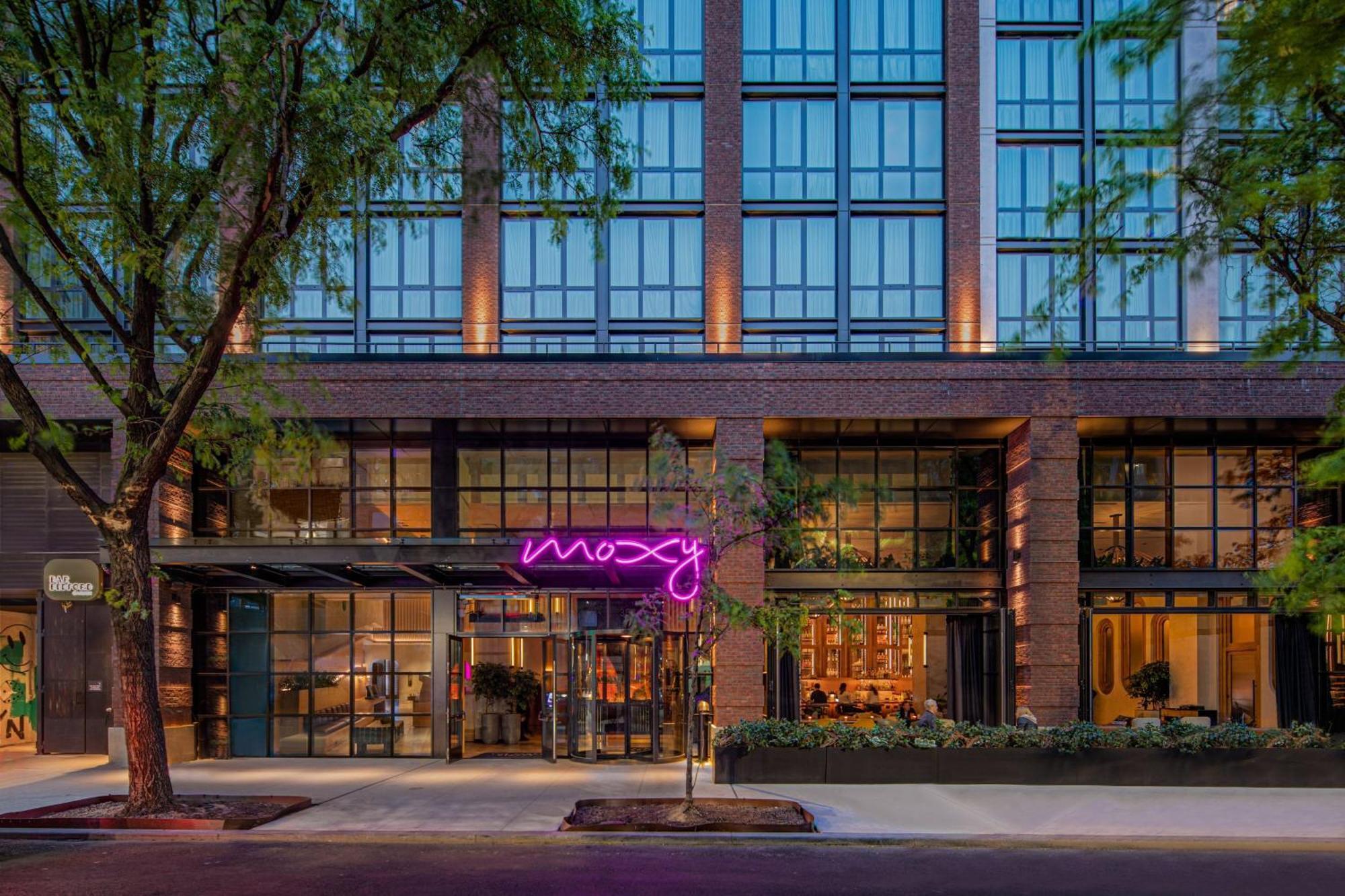 Hotel Moxy Brooklyn Williamsburg à New York Extérieur photo